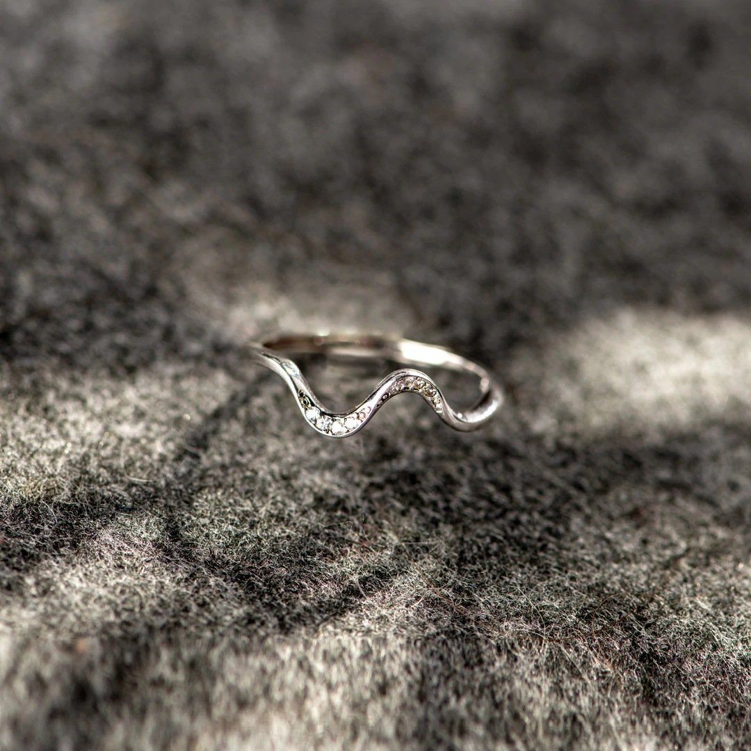 Water Wave Silver Ring in Fashion Design - MegaEssentials