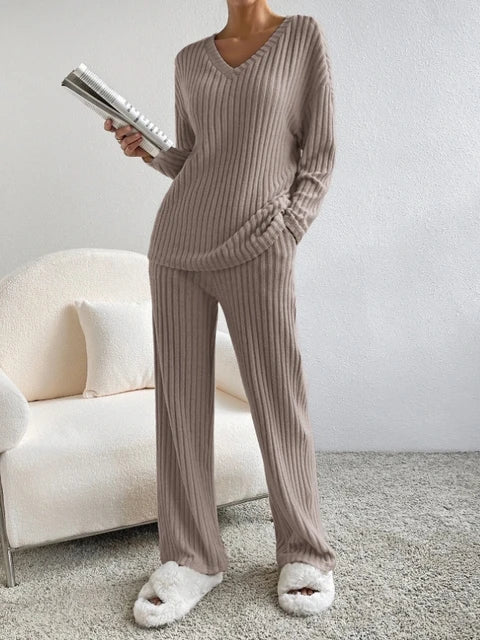 Casual 2-Piece Loungewear Set - MegaEssentials