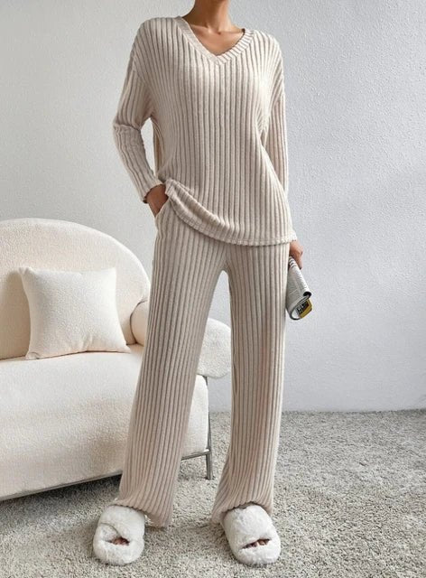 Casual 2-Piece Loungewear Set - MegaEssentials