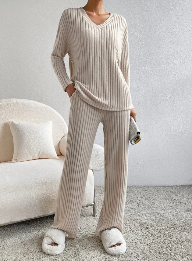 Casual 2-Piece Loungewear Set - MegaEssentials
