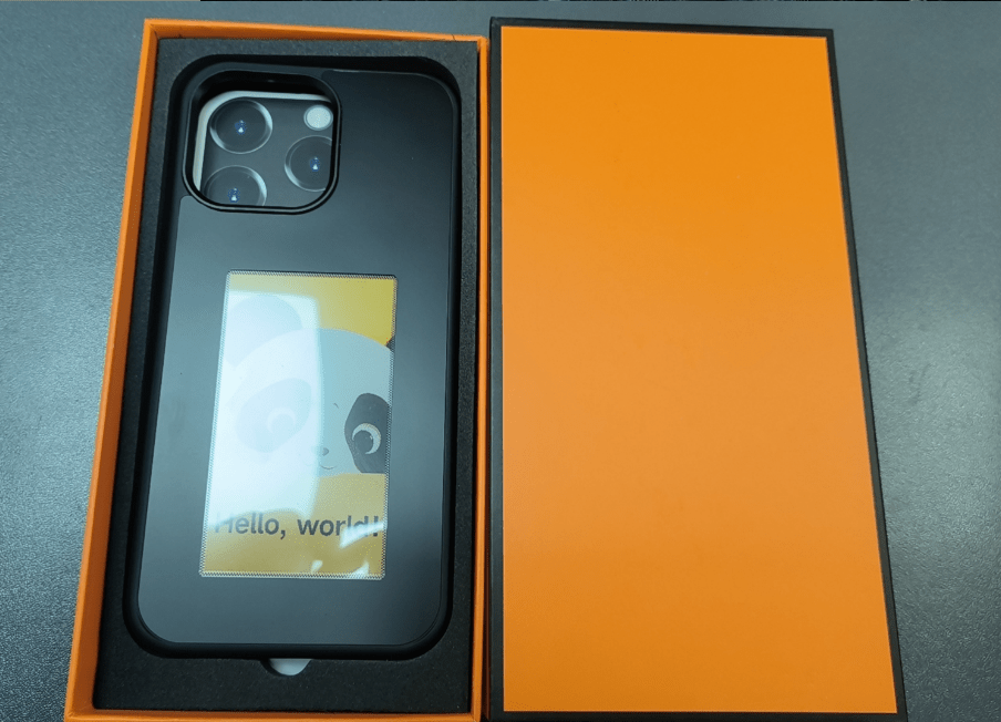 E-Ink Phone Case - MegaEssentials