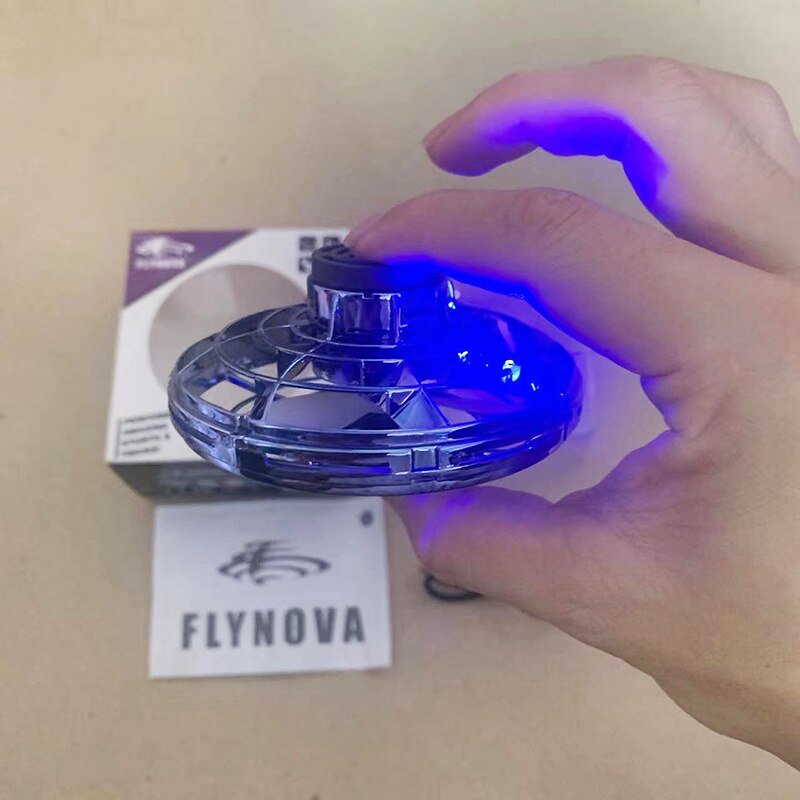 Flynova Mini UFO Spinner - MegaEssentials